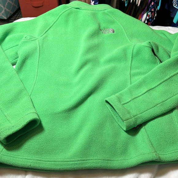 The North Face Green Fleece Zip Up - Picture 7 of 11